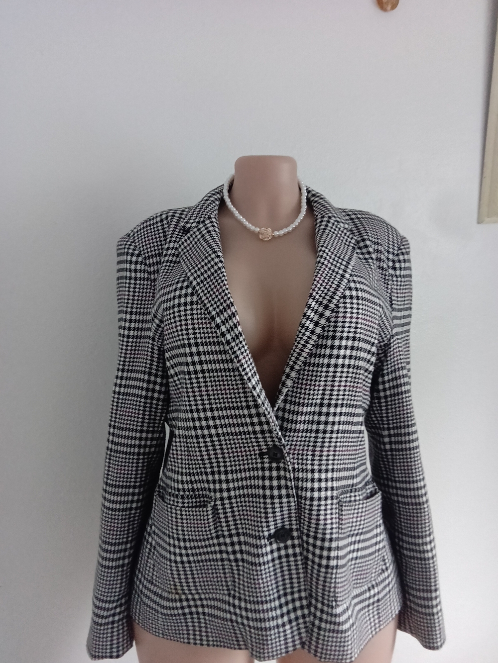 Black & White Houndstooth Blazer Jacket - Women's Tailored Coat